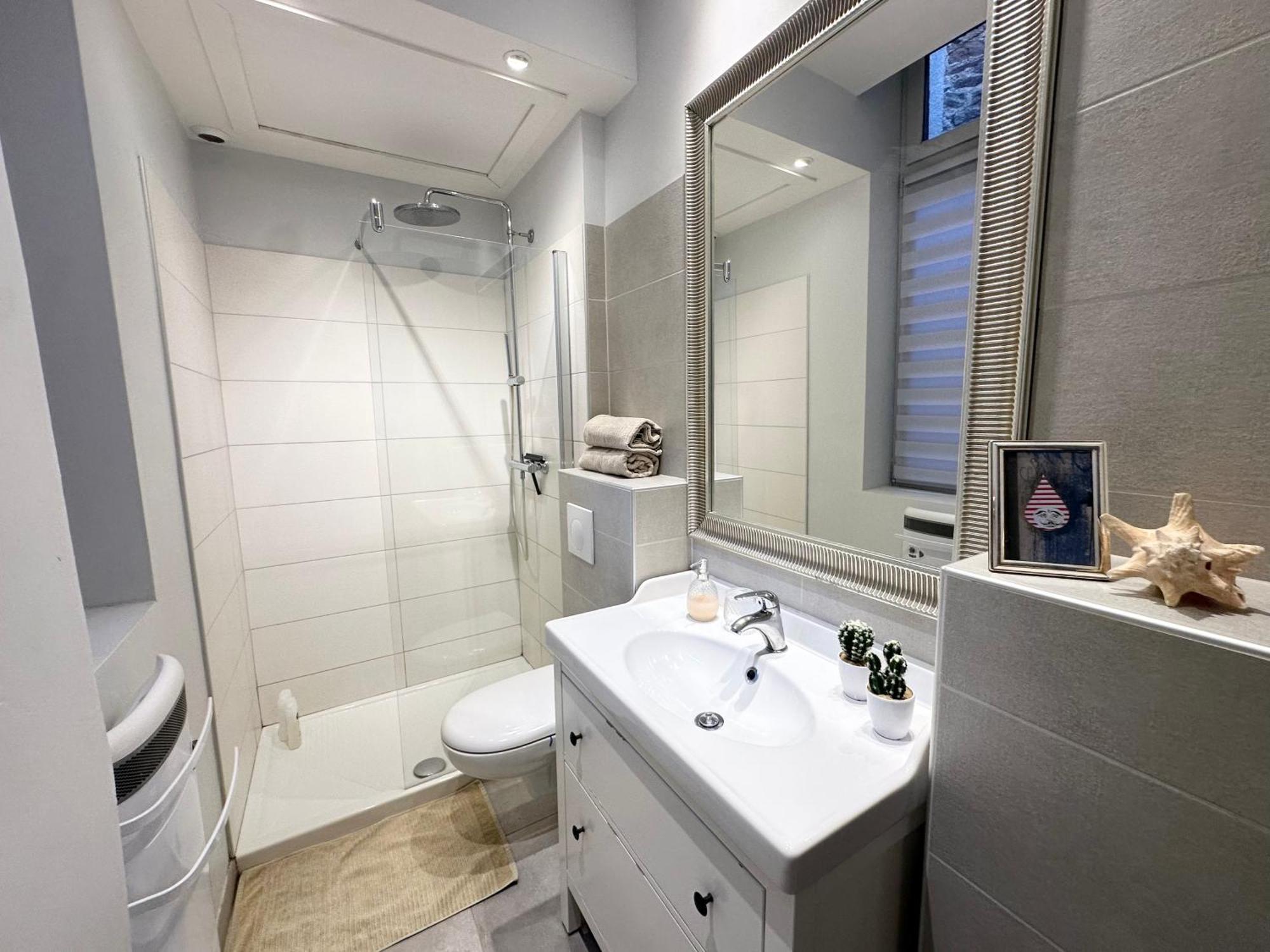 Appartement Le Bourg Hypercentre Wifi Ροντέζ Εξωτερικό φωτογραφία